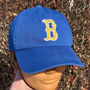 Vintage Y2K UCLA Bruins 🏈 🏀 strapback cap hat dad grandpa NCAA Signatures